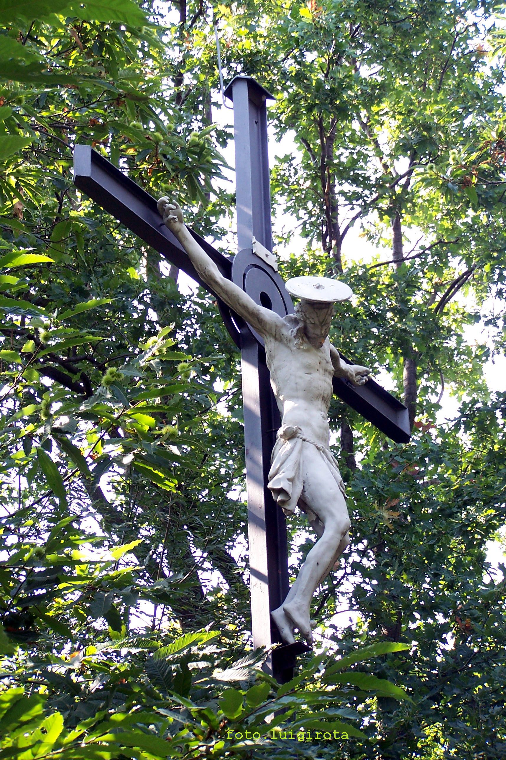 La S.Croce col Cristo sul Monte Guzza