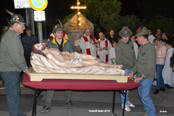 V. Crucis 16